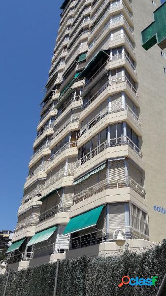 APARTAMENTO EN ZONA LEVANTE CENTRO