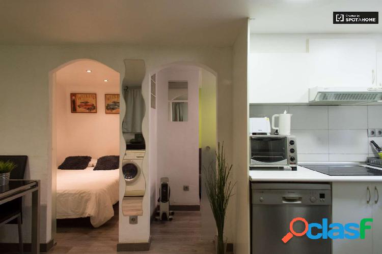 Acogedor apartamento de 1 dormitorio en alquiler en El Raval