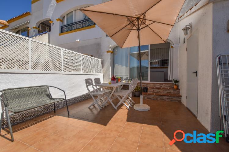 Apartamento con piscinas comunitarias en Gran Alacant