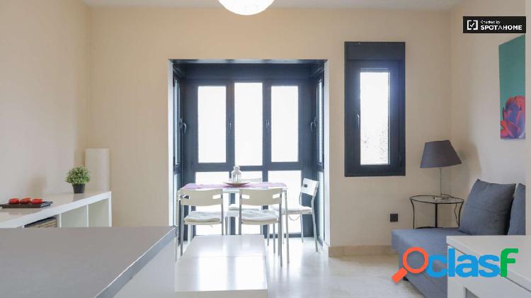 Apartamento de 1 dormitorio en alquiler en Aluche, Madrid