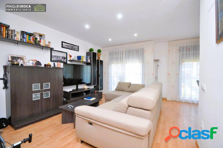 Apartamento de 2 Dormitorios en Zona Eixample Catalunya, con