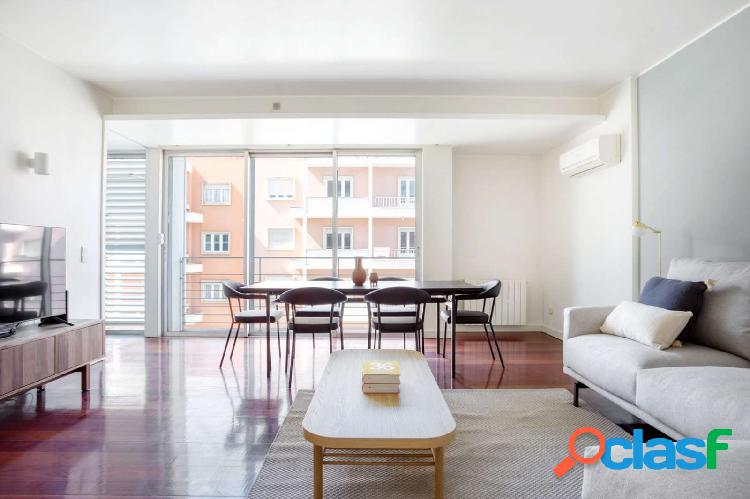 Apartamento de 2 dormitorios en alquiler en Amoreiras,