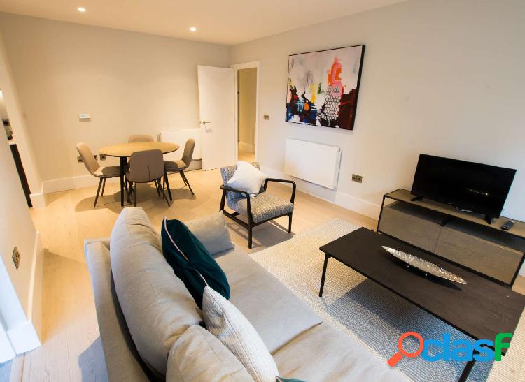Apartamento de 2 dormitorios en alquiler en Hounslow,