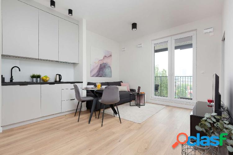 Apartamento de 2 dormitorios en alquiler en Odolany,