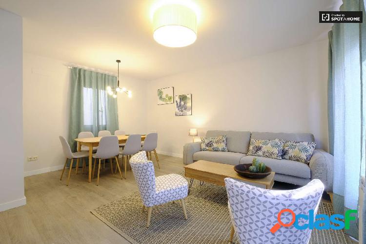 Apartamento de 3 dormitorios con aire acondicionado y