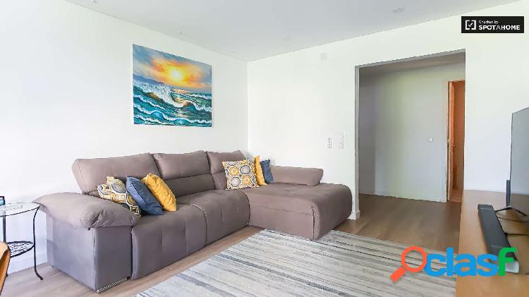 Apartamento de 3 dormitorios en alquiler en Cascais
