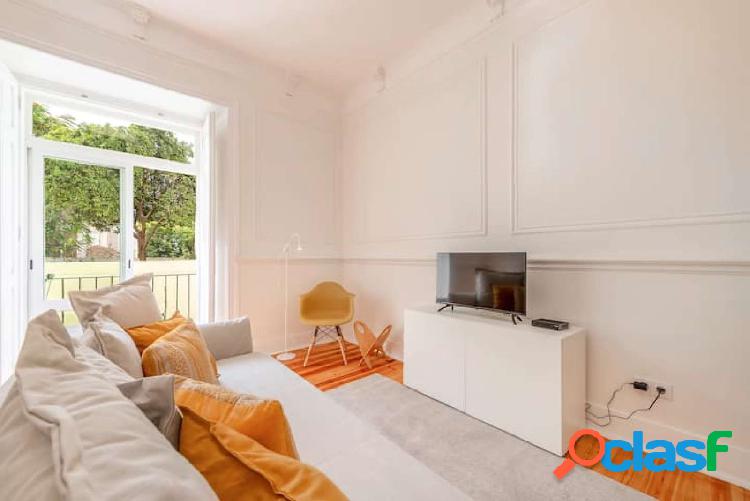 Apartamento de 3 dormitorios en alquiler en Lisboa, Lisboa