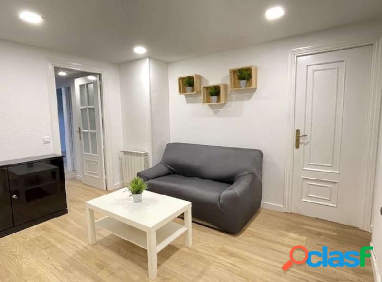 Apartamento de 4 dormitorios en Madrid