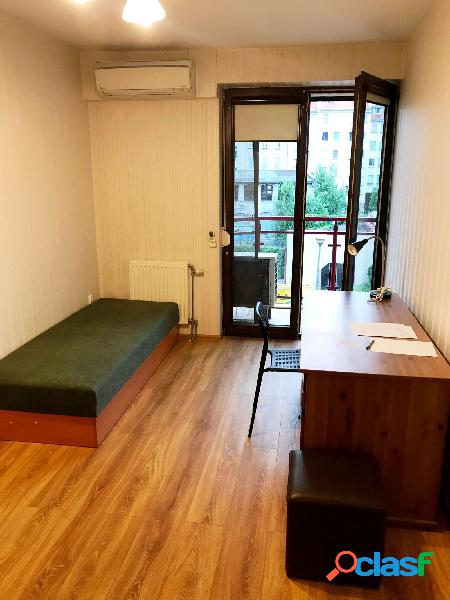 Apartamento de 4 dormitorios en alquiler en O\xc5\x82bin,