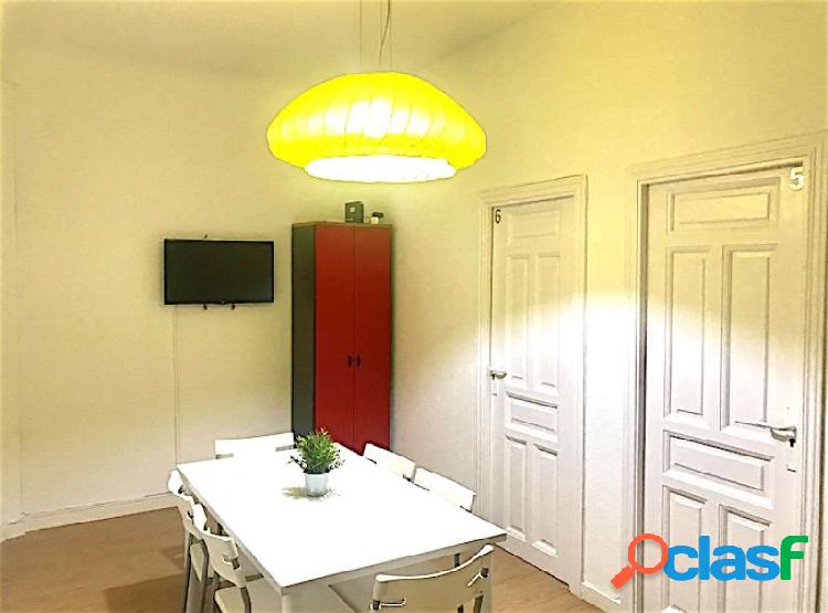 Apartamento de 6 habitaciones en Madrid