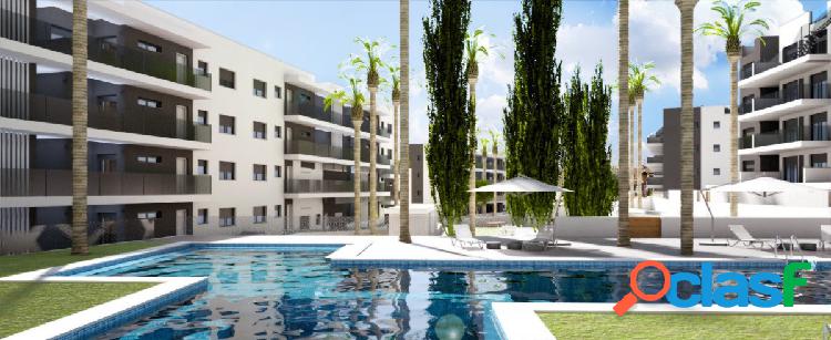 Apartamentos en residencial privado con piscinas y jardin en