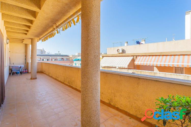 Atico con gran terraza y garaje