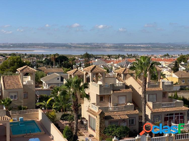 BONITO APARTAMENTO EN EL CHAPARRAL TORREVIEJA