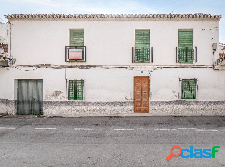 CASA DE PUEBLO A REFORMAR EN LA ZUBIA CON JARDIN