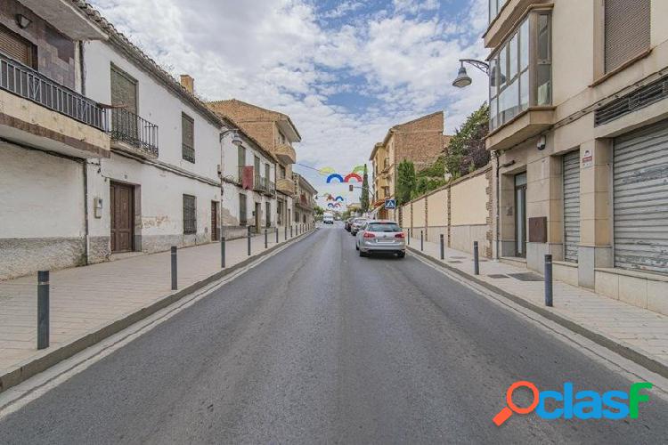 CASA EN EL CENTRO DE GABIA