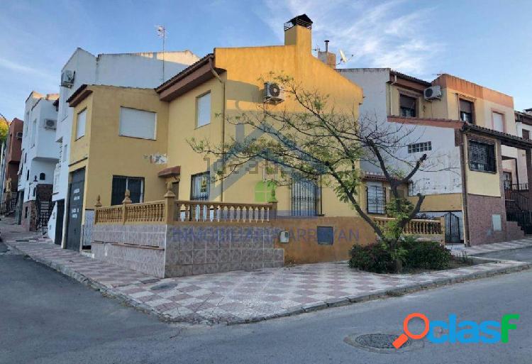 CHALET ADOSADO A LA VENTA EN ÍLLORA