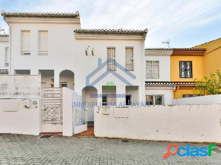 CHALET ADOSADO EN CALLE MARIA ZAMBRANO,13 VPO