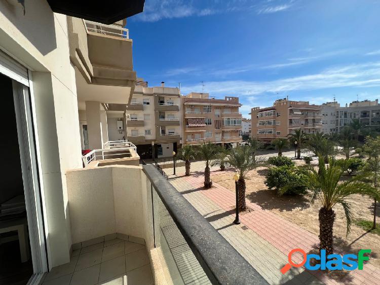 COQUETO APARTAMENTO ZONA CAMPO DE F\xc3\x9aTBOL A LA VENTA