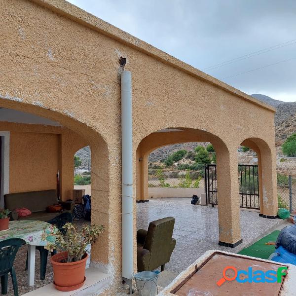 Casa en venta en Crevillente