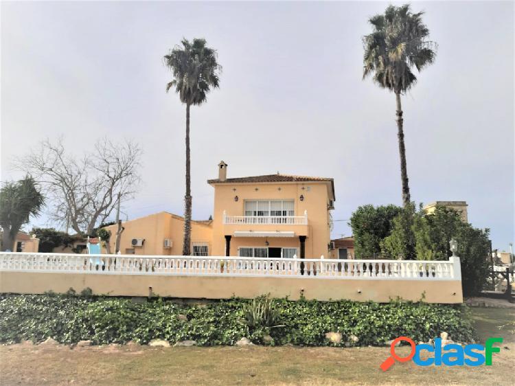 Casa rural en Los Montecinos