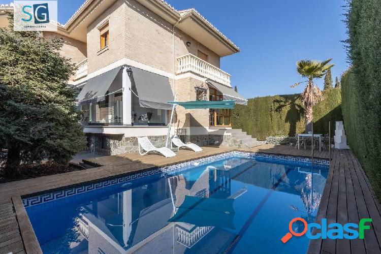 Chalet impresionante en C\xc3\xa1jar
