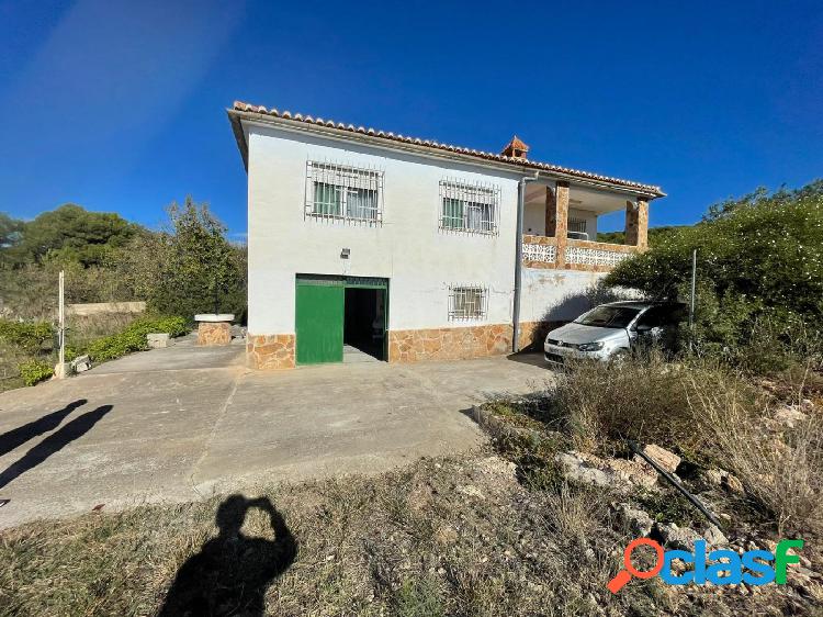 Chalet independiente en venta Lliria