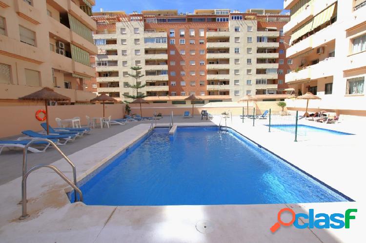 ESPECTACULAR PISO EN VENTA(plaza la hipanidad)