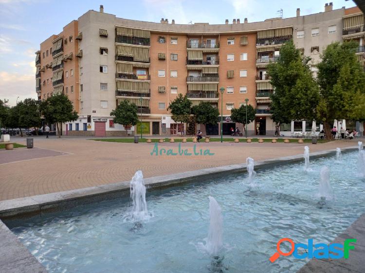 ESTUPENDO PISO CON PISCINA Y COCHERA