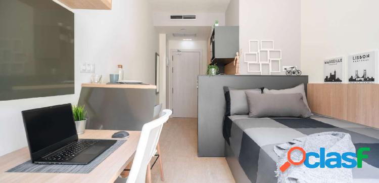 Estudio Est\xc3\xa1ndar en Residencia en Granada