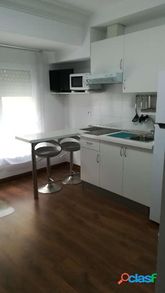 Estudio apartamento en alquiler en quatre carreres