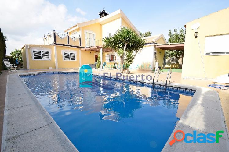 FANT\xc3\x81STICO CHALET CON PISCINA EN URBANIZACI\xc3\x93N