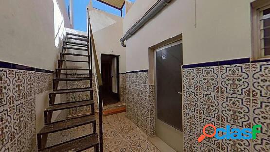 Gran oportunidad se vende piso con terraza