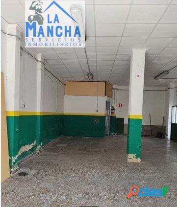 INMOBILIARIA LA MANCHA VENDE LOCAL COMERCIAL BARRIO HOSPITAL
