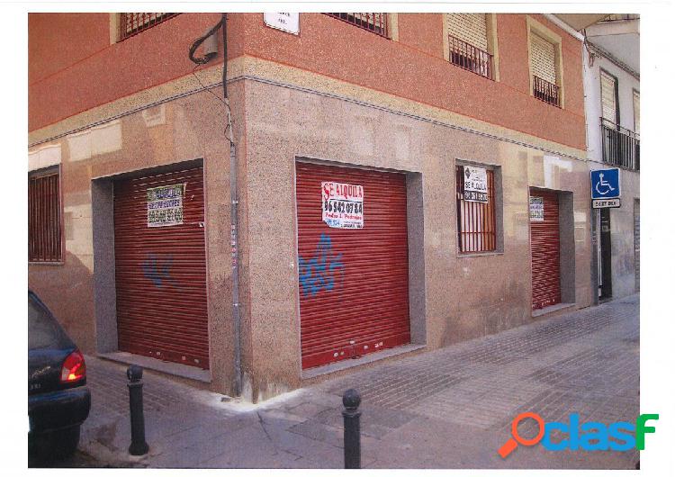 Local comercial en Elche zona Asilo - Pisos Azules, 70 m2