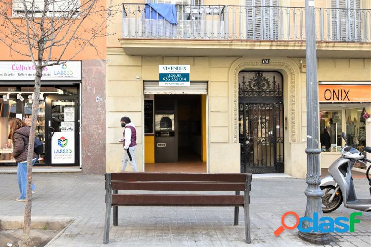 Local comercial en alquiler o traspaso en la Avenida Gaudi