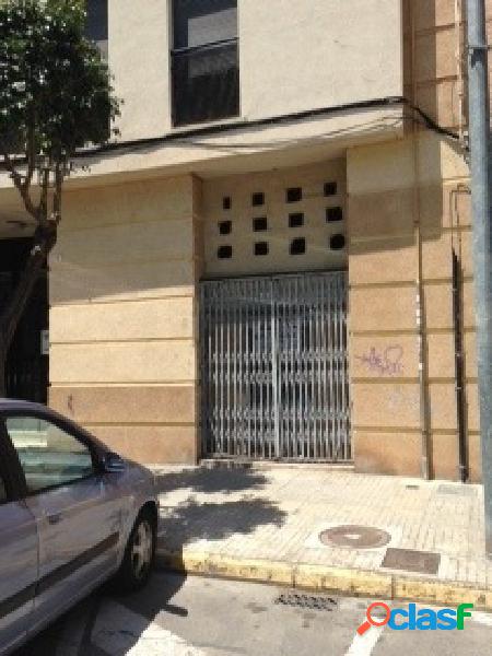 Local comercial totalmente di\xc3\xa1fano