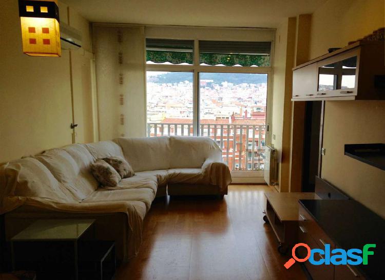 Moderno apartamento de 3 dormitorios con balc\xc3\xb3n en