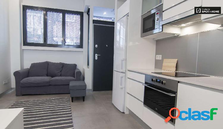 Moderno apartamento estudio con aire acondicionado central