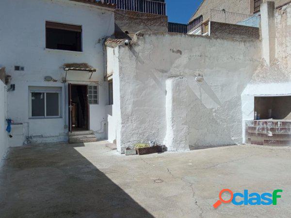 OPORTUNIDAD EN REMOLINOS!! LUMINOSA CASA CON AMPLIA TERRAZA