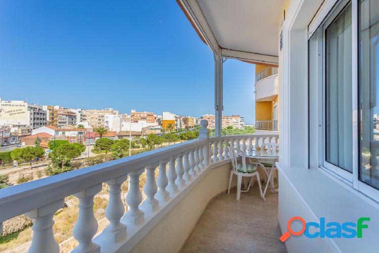 Oportunidad de 3 dormitorios con vistas despejadas