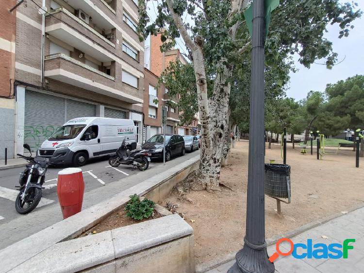 PISO A REFORMAR EN PLAZA CATALUNYA