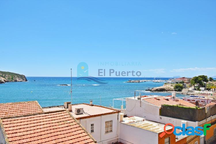 PISO CON ESPECTACULARES VISTAS A LA PLAYA