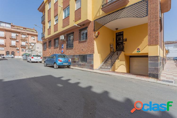 PISO EN VENTA CENTRO MARACENA