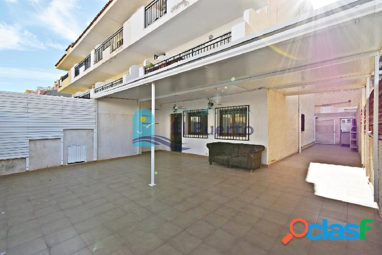 PLANTA BAJA RECIENTEMENTE REFORMADA EN PUERTO DE