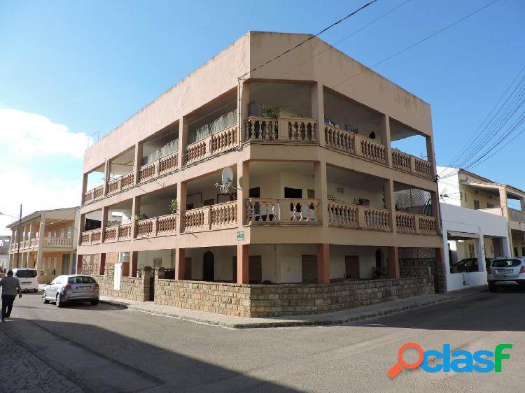 Piso con amplia terraza zona S\xc2\xb4Estanyol.