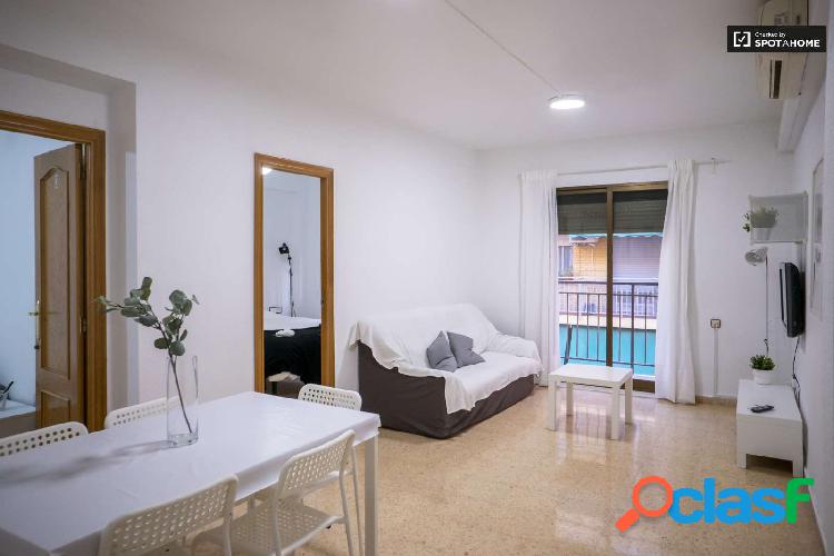 Piso de 4 dormitorios en alquiler en Betero, Valencia
