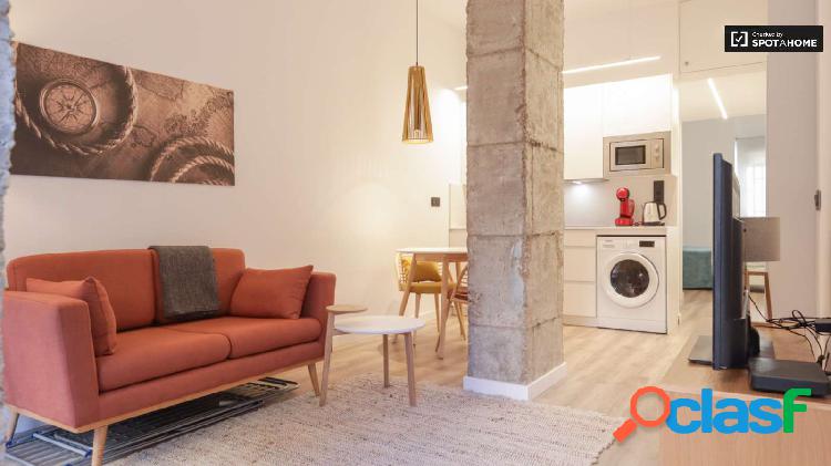 Piso en alquiler de 1 dormitorio en El Pilar, Madrid