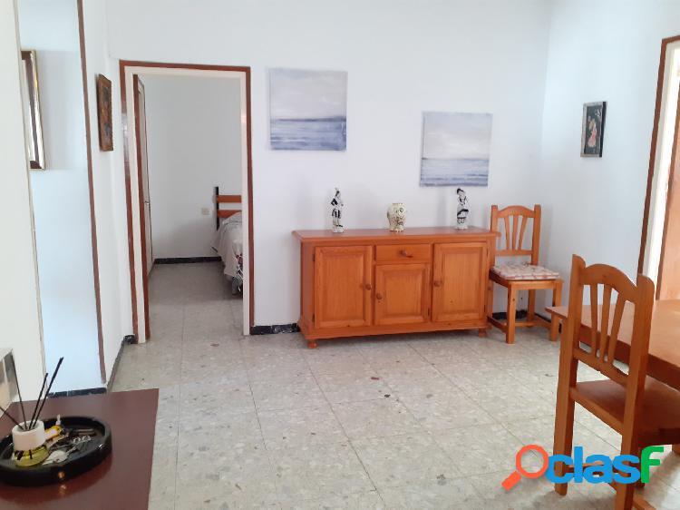 Piso en primera planta en la zona centro-playas disponible