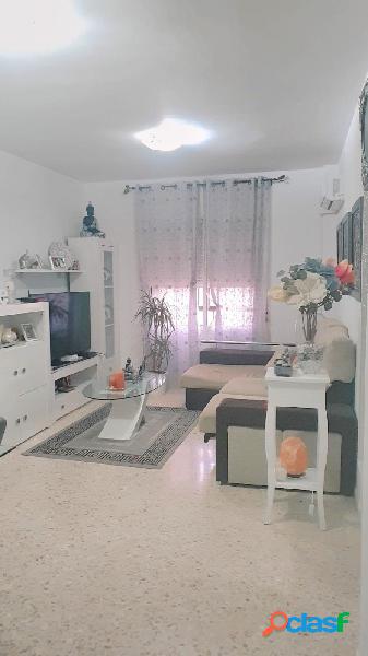 Piso en venta en Marchena, Sevilla