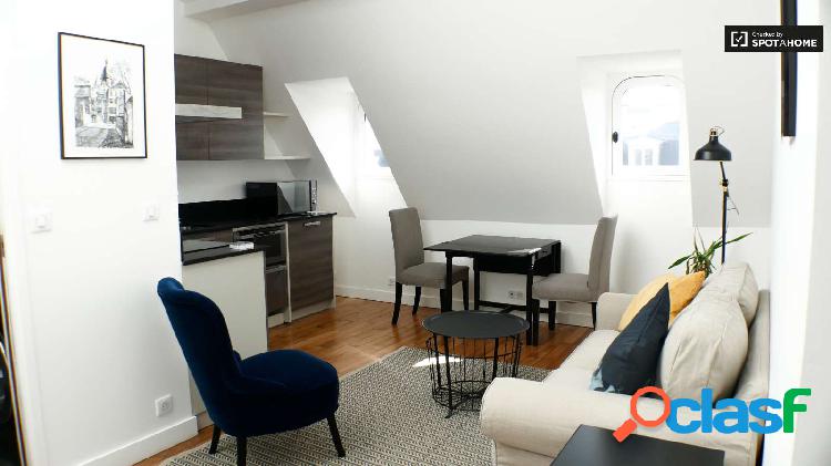Precioso apartamento tipo estudio con dormitorio tipo loft